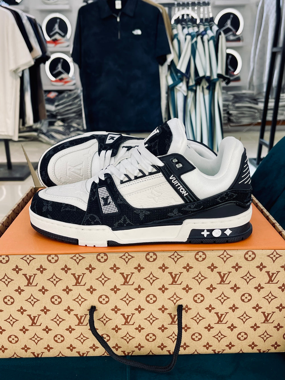 LV Trainer Black And White Monogram