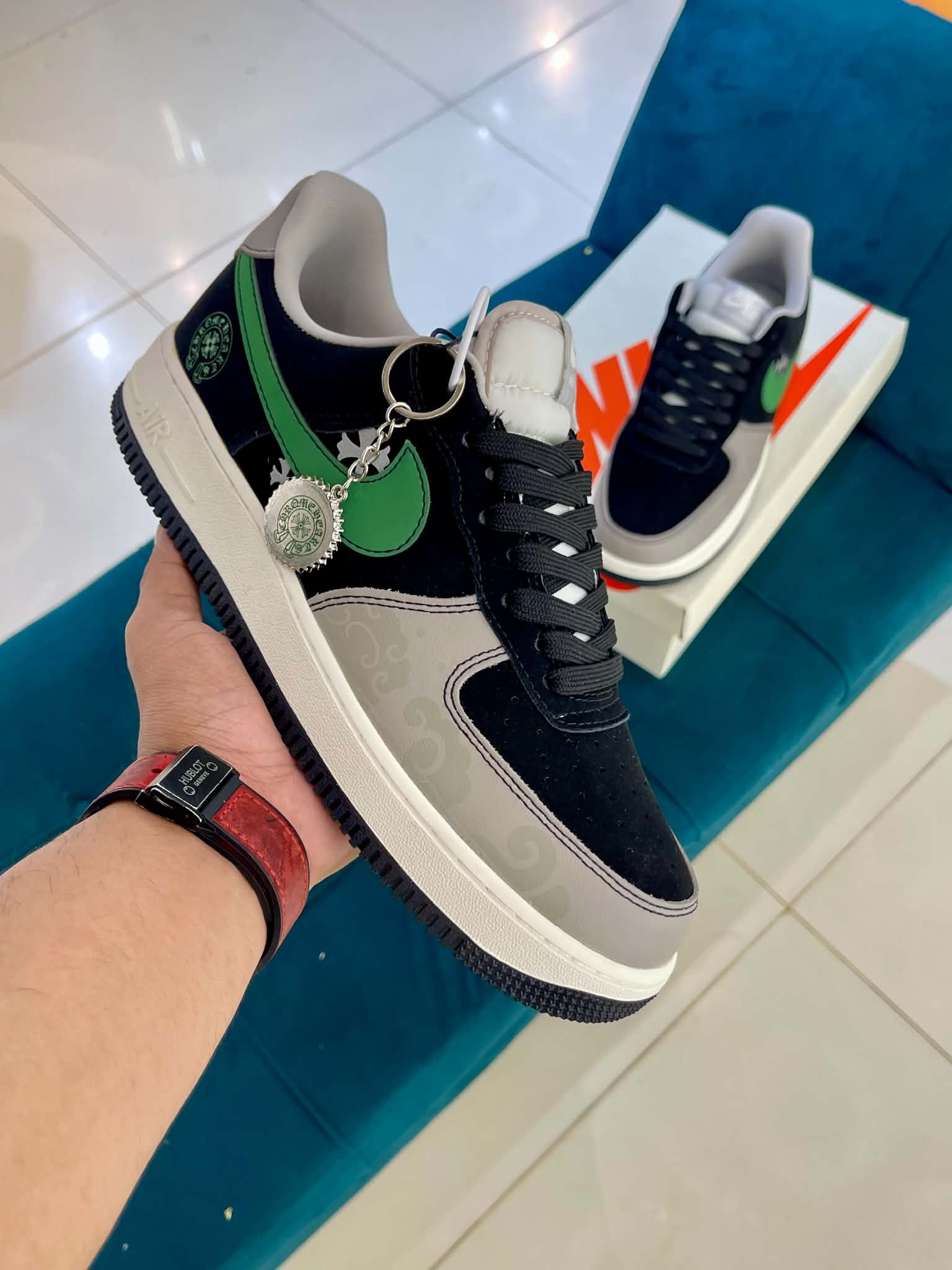 AF-1 Chrome Hearts