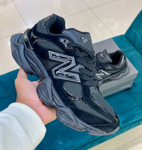 New Balance 9060 Full Black