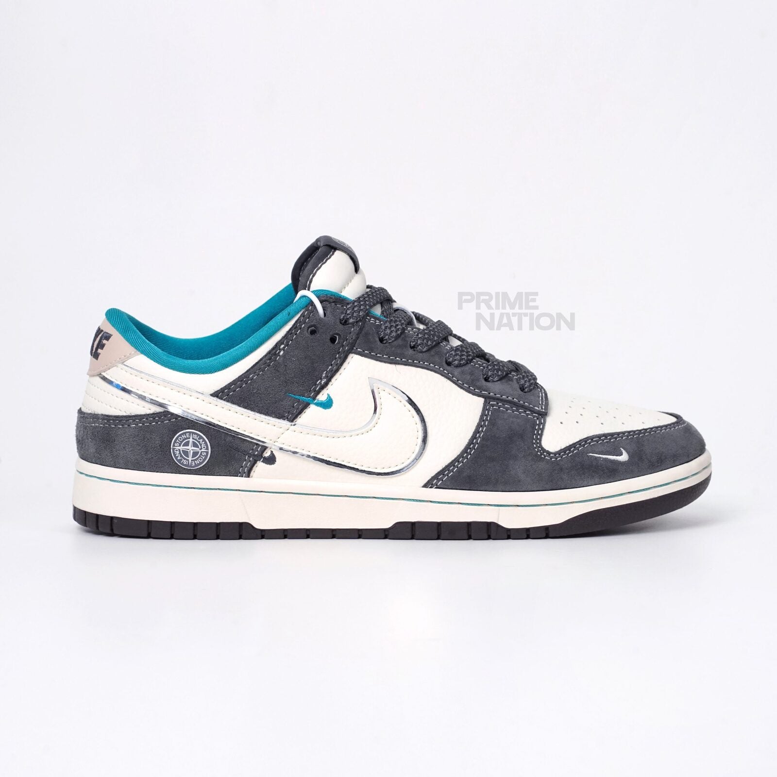 SB Dunk Stone Island