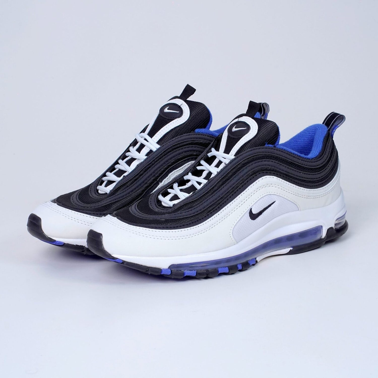 c82fe21e-f33a-4ab9-b4b4-43b6b7f251d7 (1)