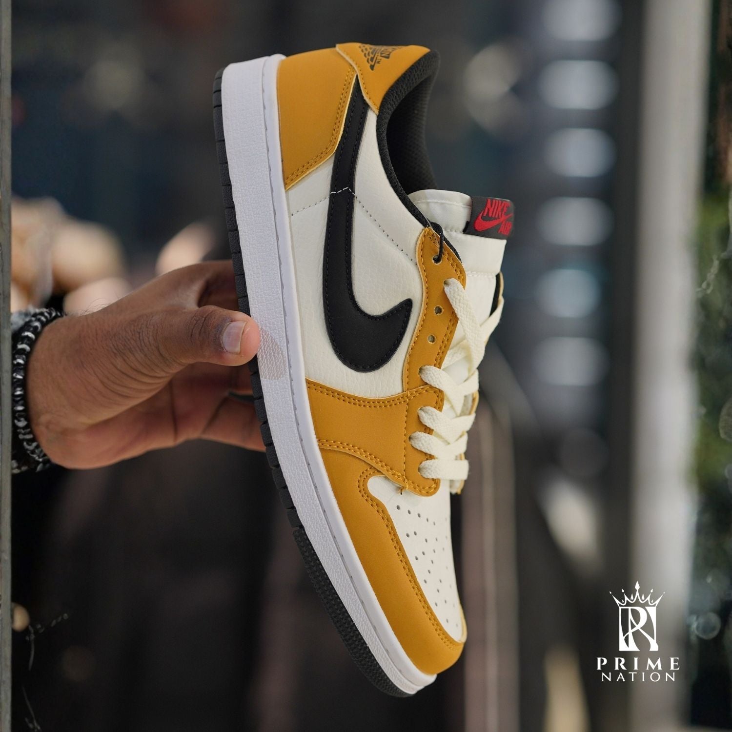 AJ-1 Low Golden White