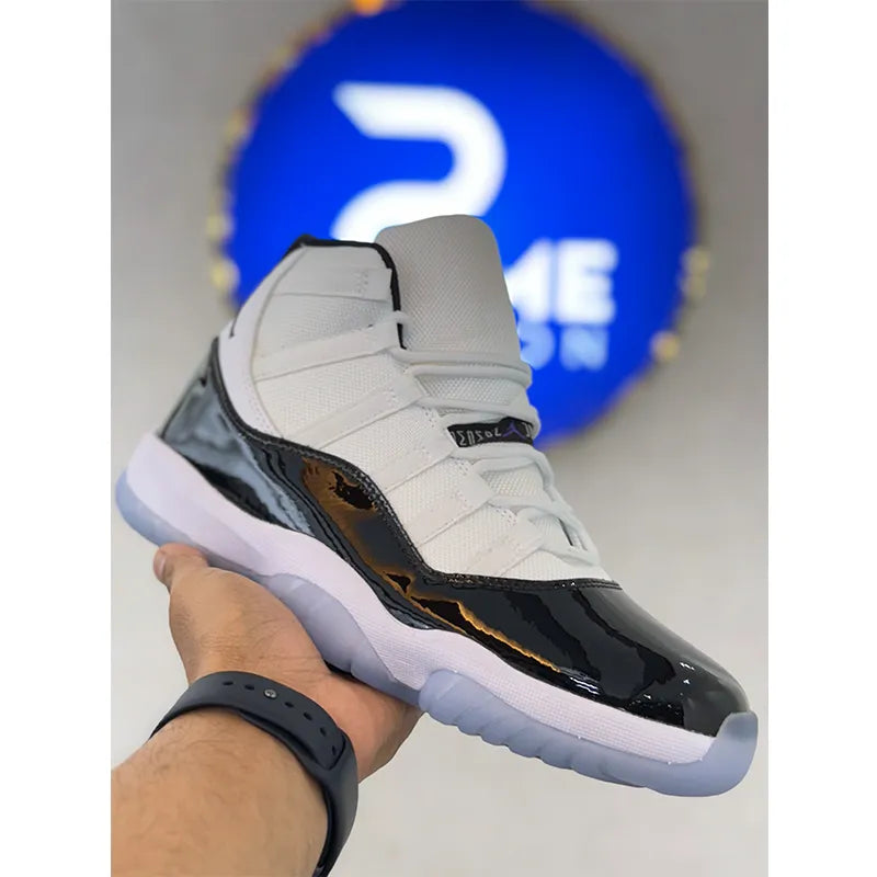 Aj-11 White and Black