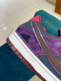 SB Dunk Riot