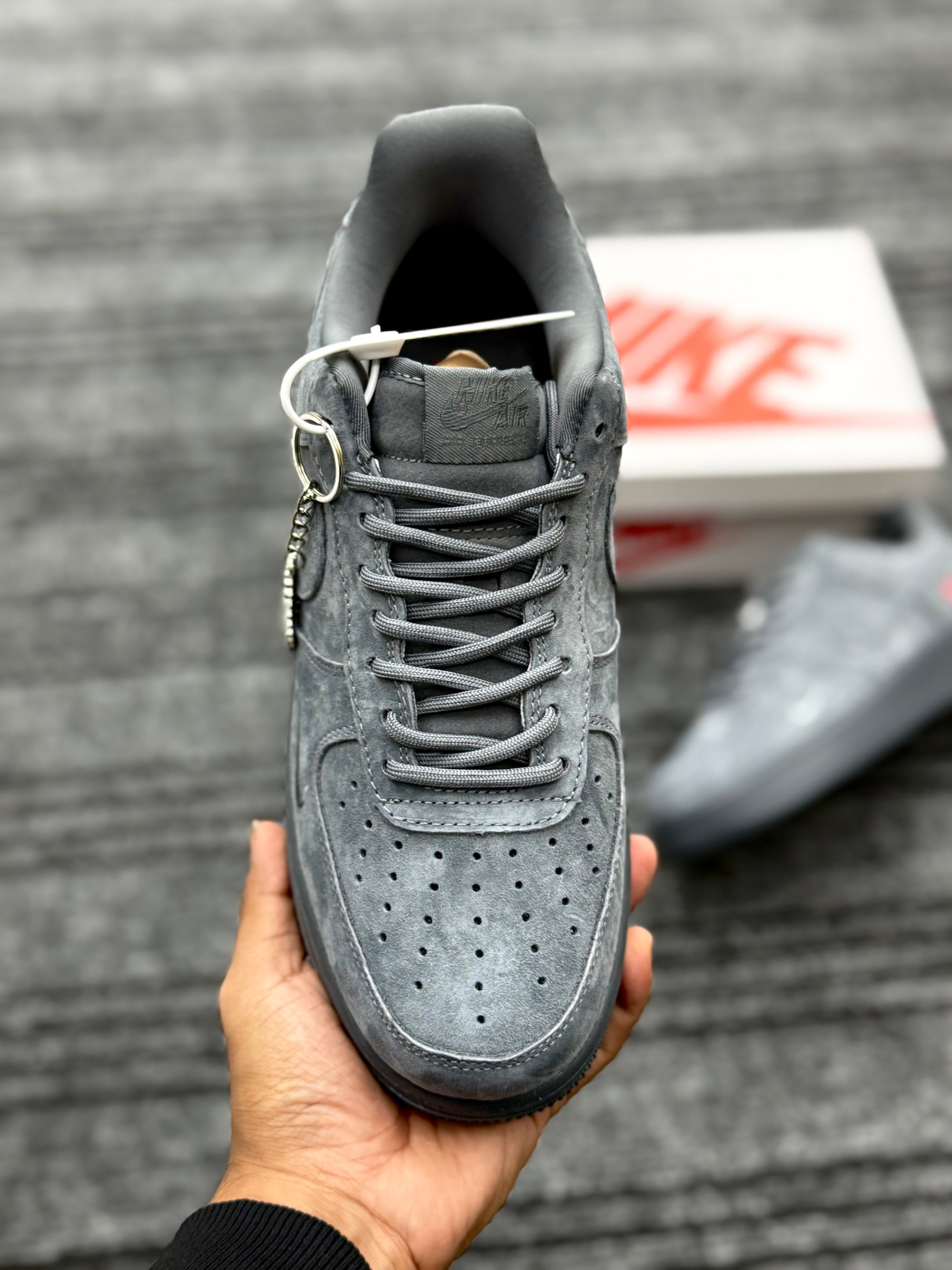 Air Force-1 Supreme Grey ash
