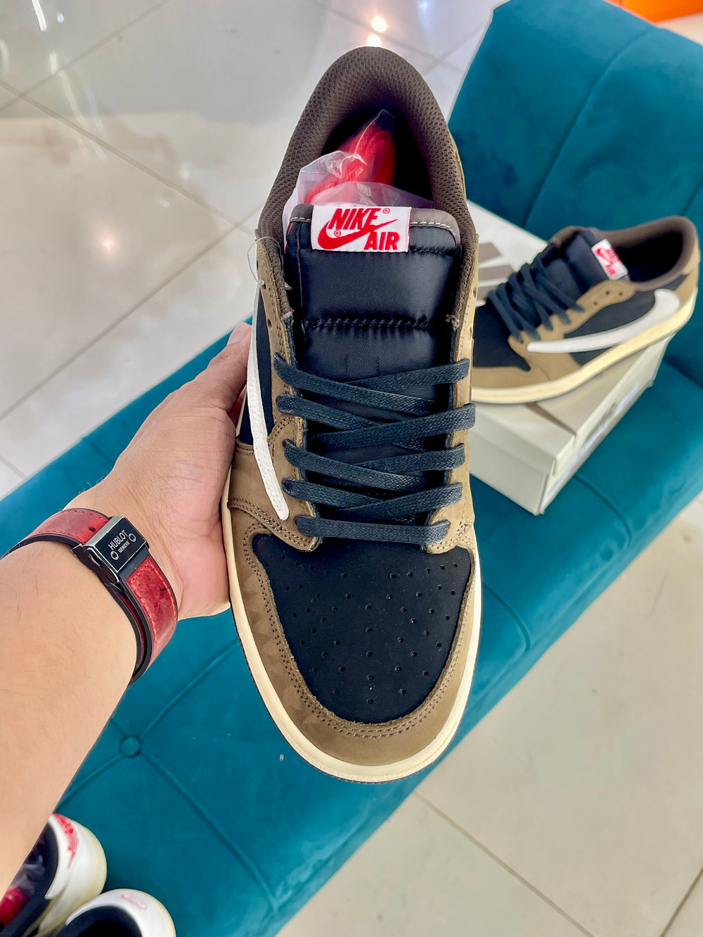 Jordan-1 Low Dark Mocha