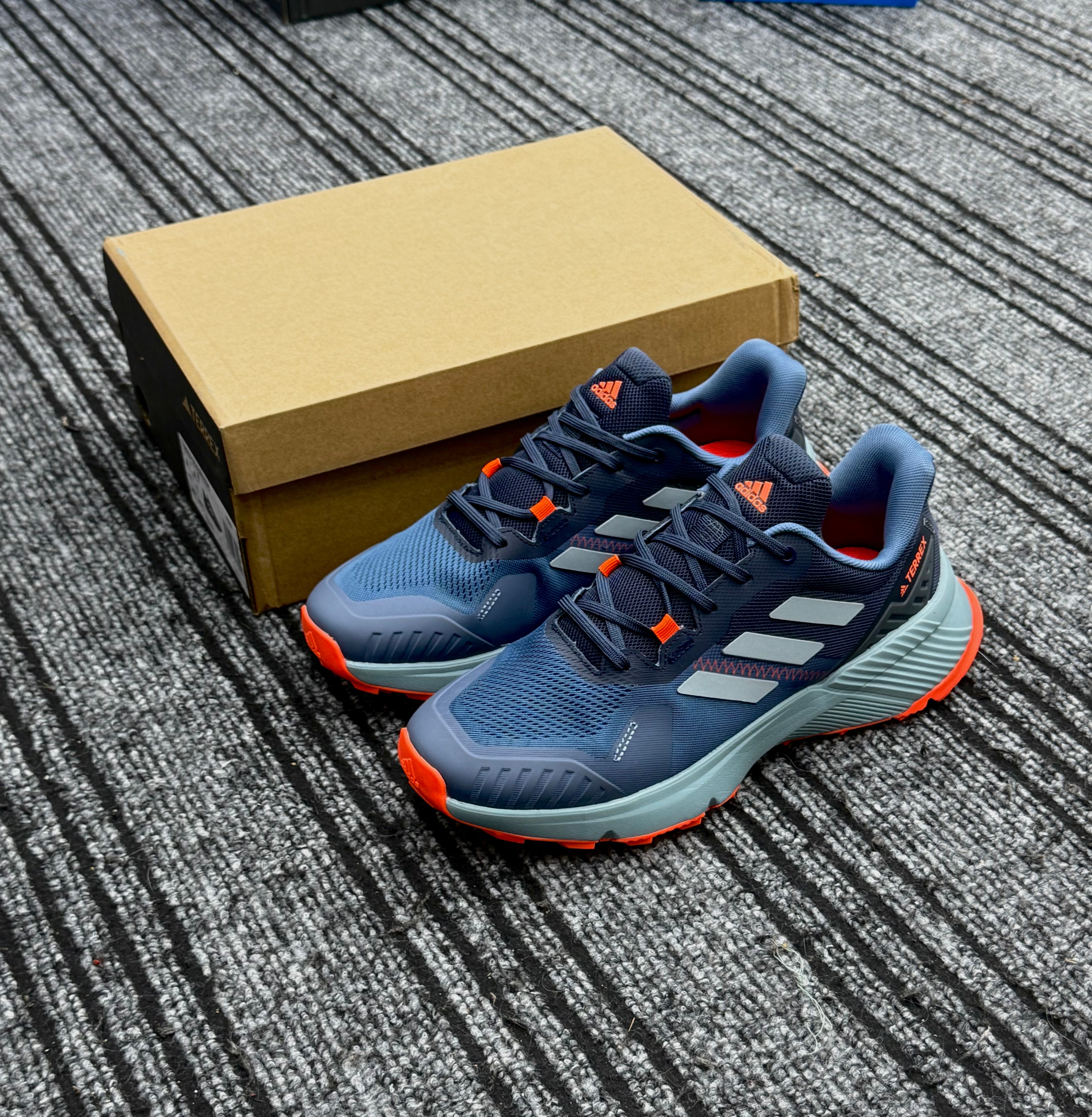 Uri（感謝）/3 Adidas Terrex Orange Soulstride Rain – Prime Nation