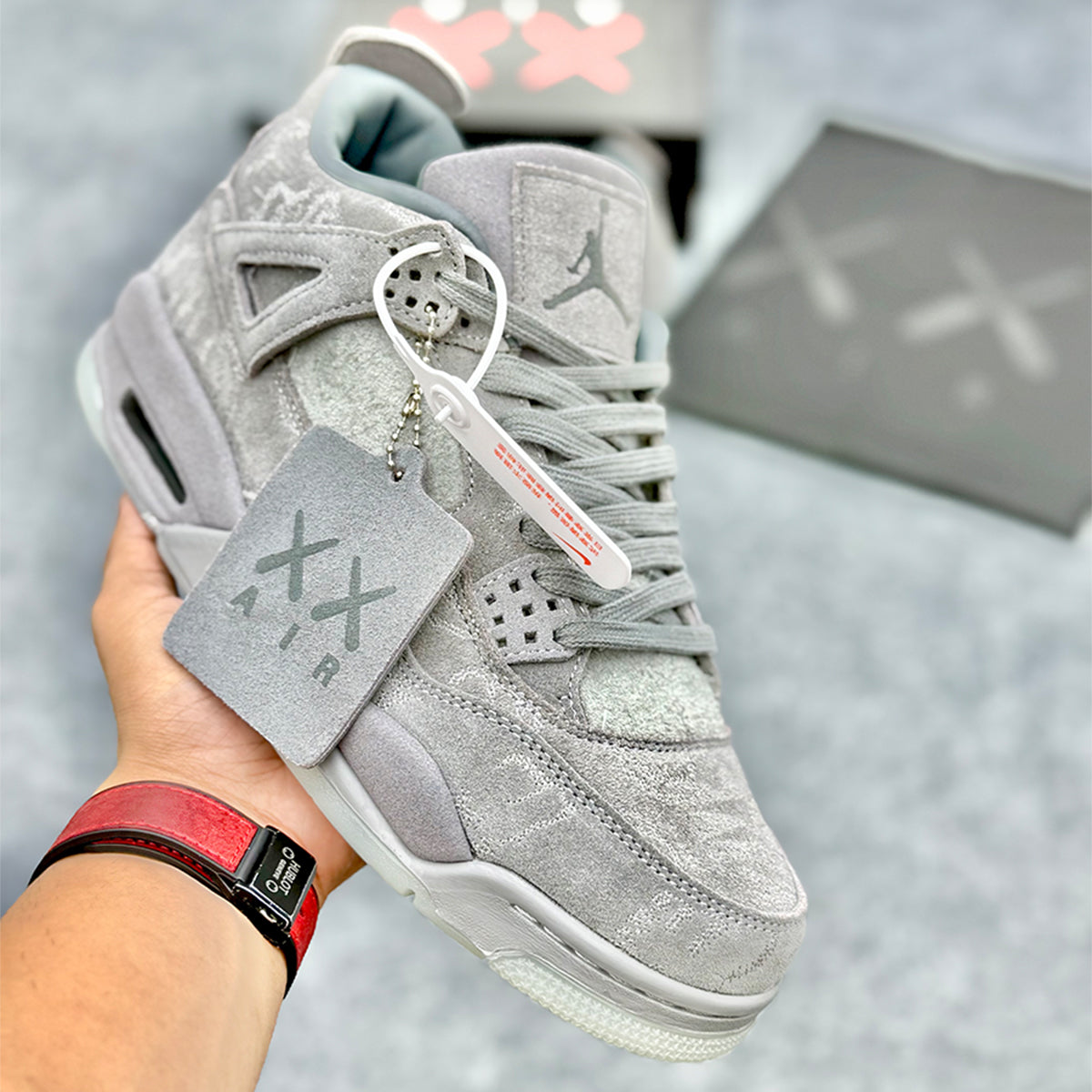Jordan 4 Kaws Cool Grey