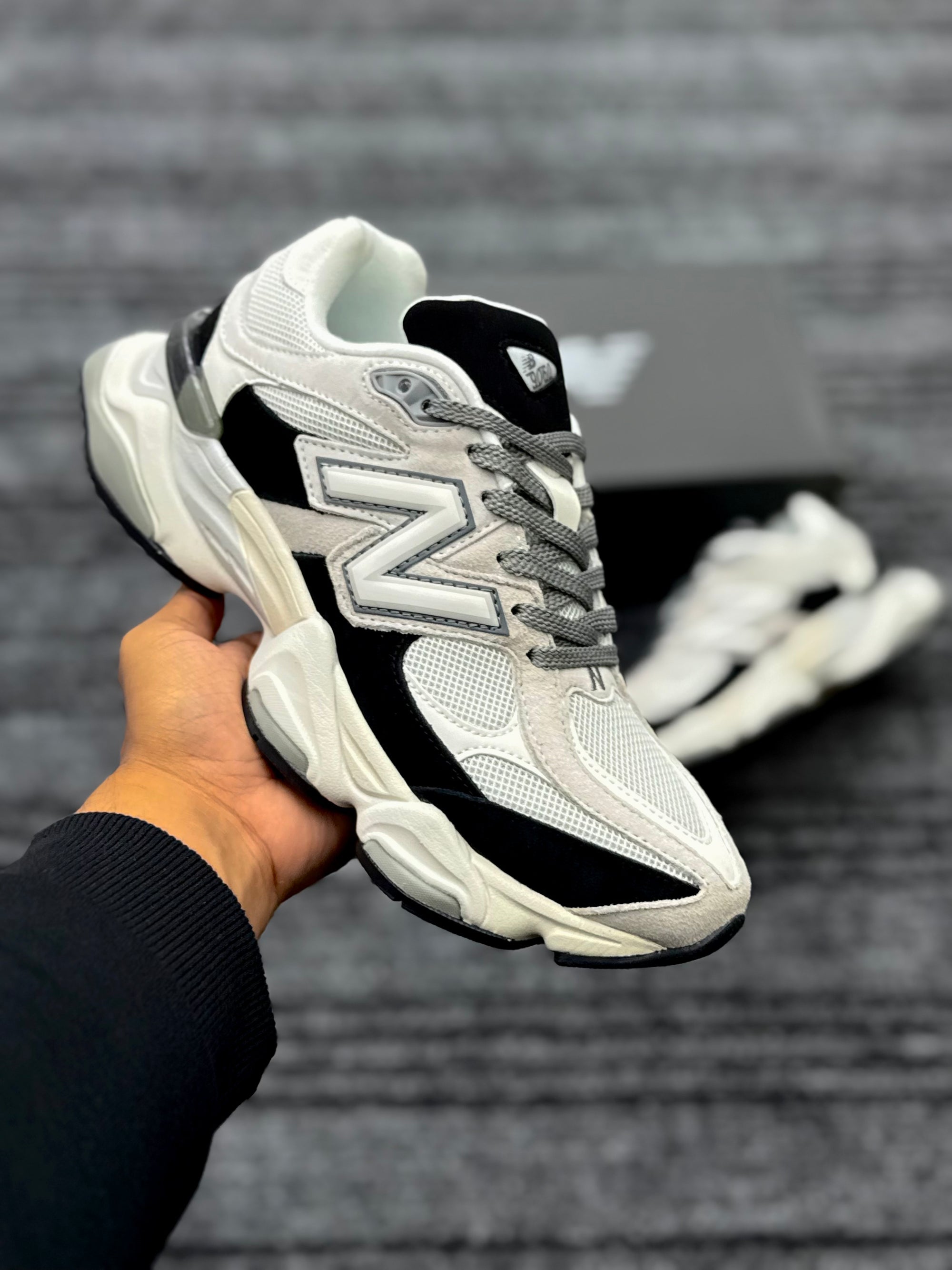 New Balance 9060 Phantom Casterlrock