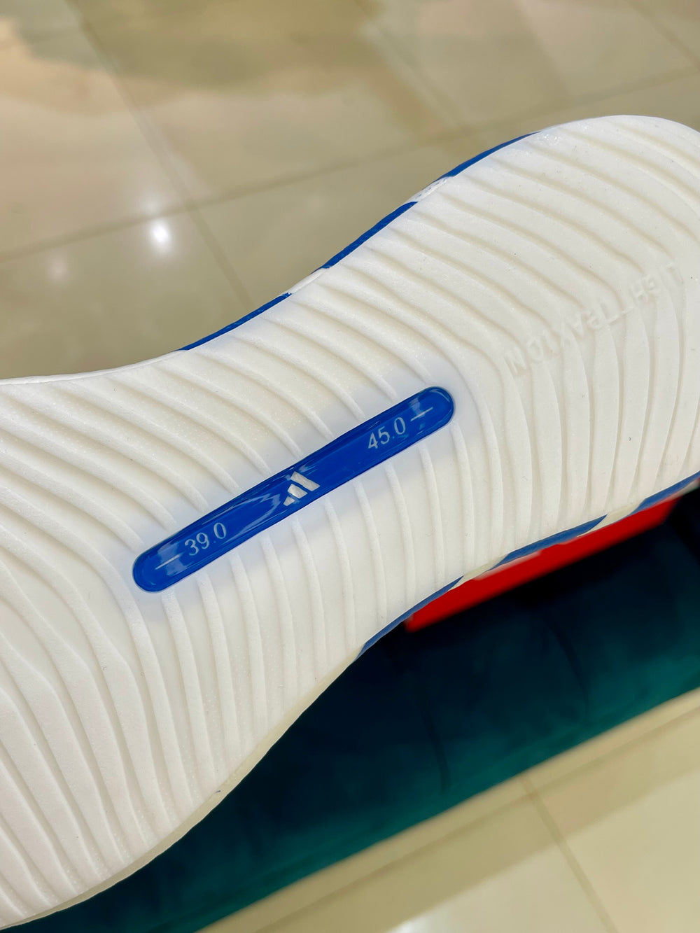 Adidas Hyperboost Edge