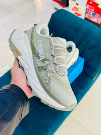 Hoka Transport Hike