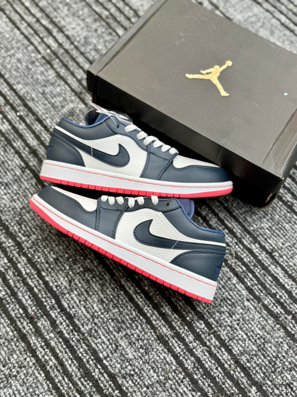 AJ-1 Low Obsedian
