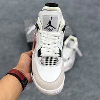 Jordan 4 RetroMilitary Black