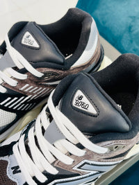 NB 9060 BROWN & BLACK