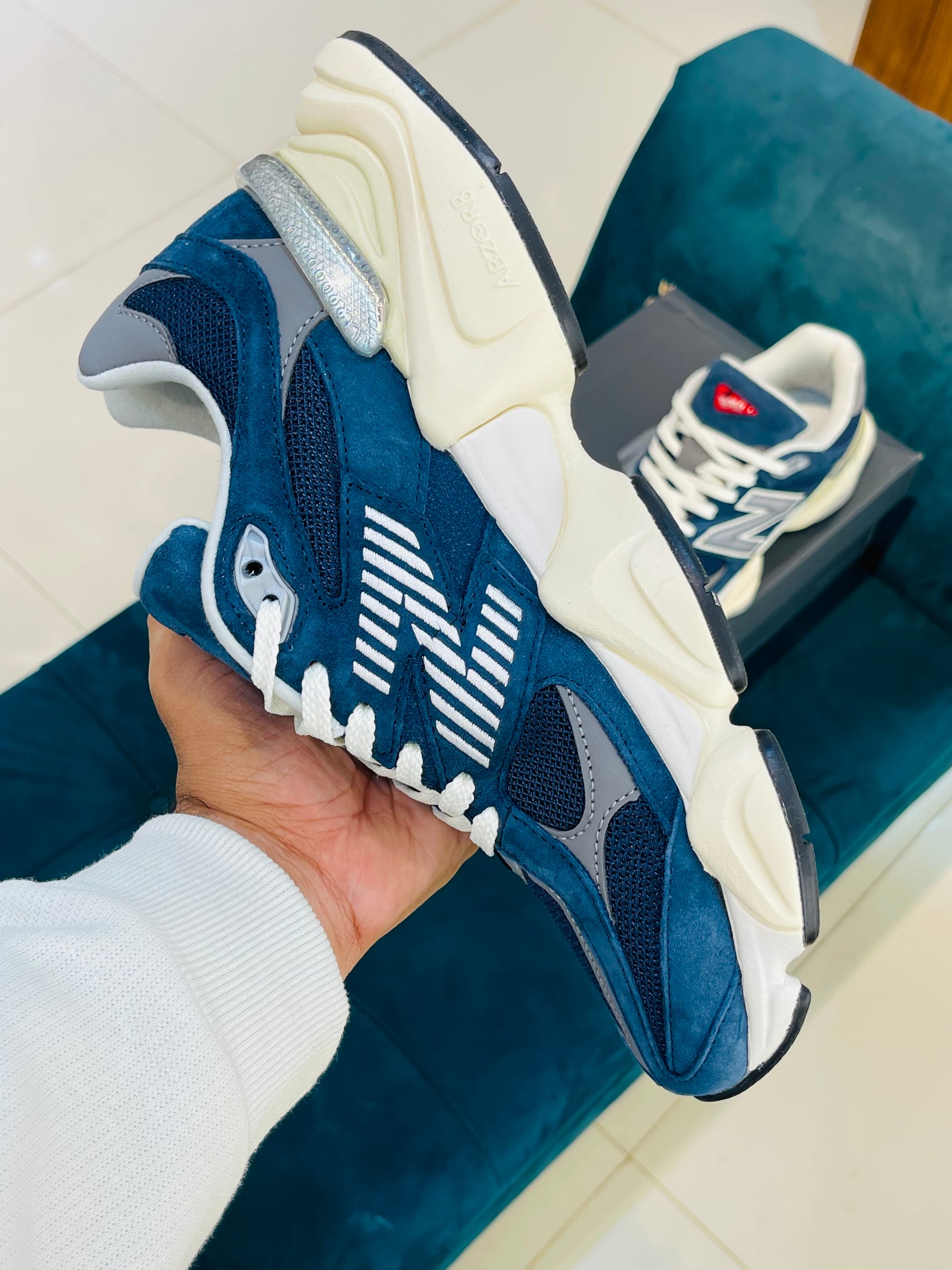 New Balance 9060 Indigo