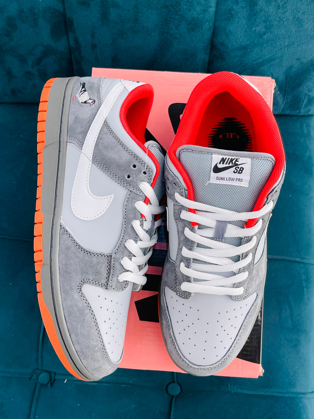 SB Dunk Low Staple NYC Pigeon