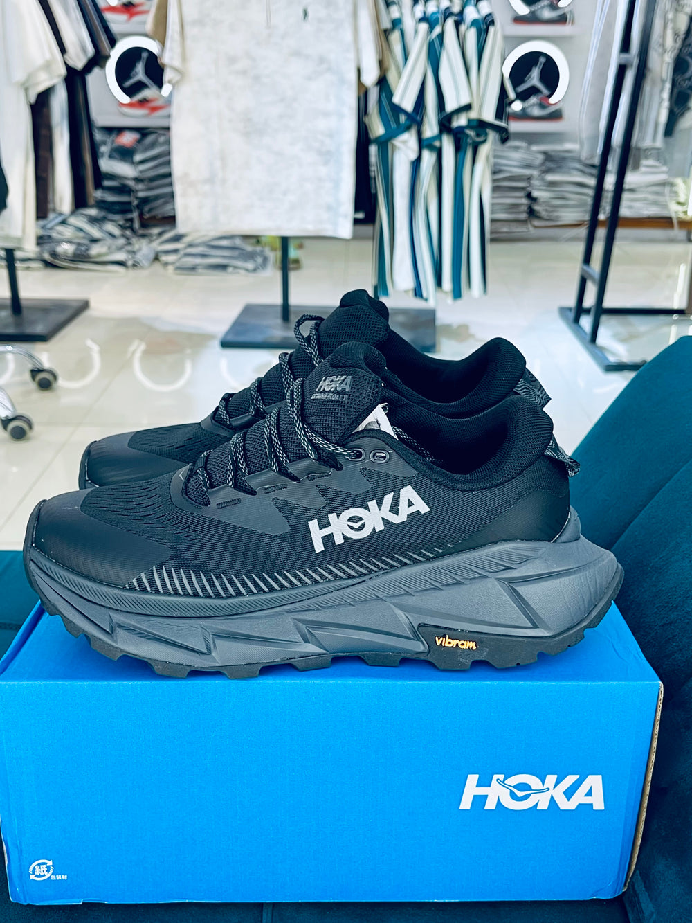 Hoka Skyline X trekking