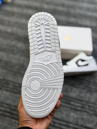 Air Jordan -1 Low White Panda