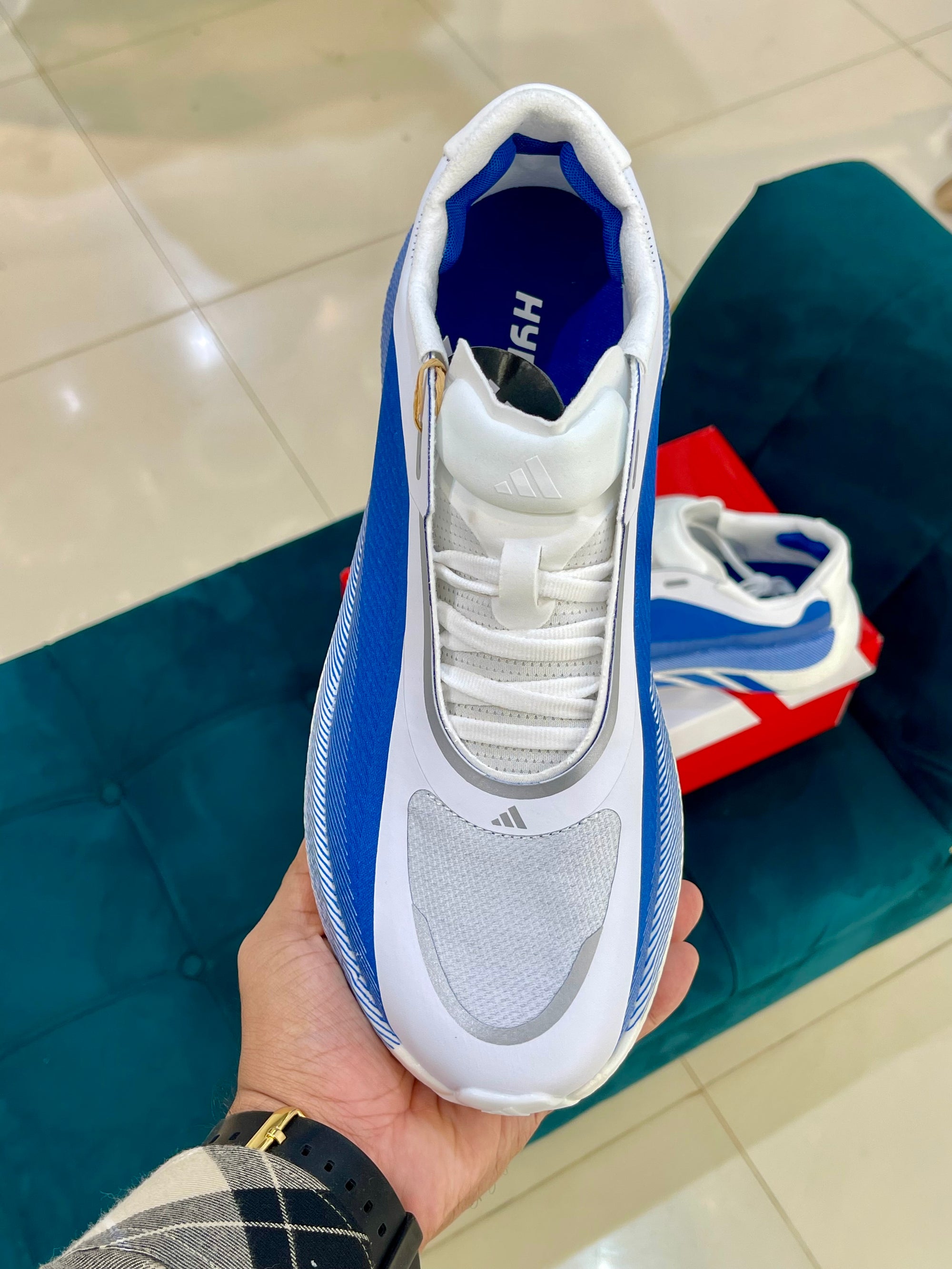 Adidas Hyperboost Edge