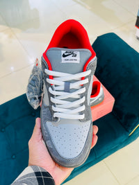 SB Dunk Low Staple NYC Pigeon