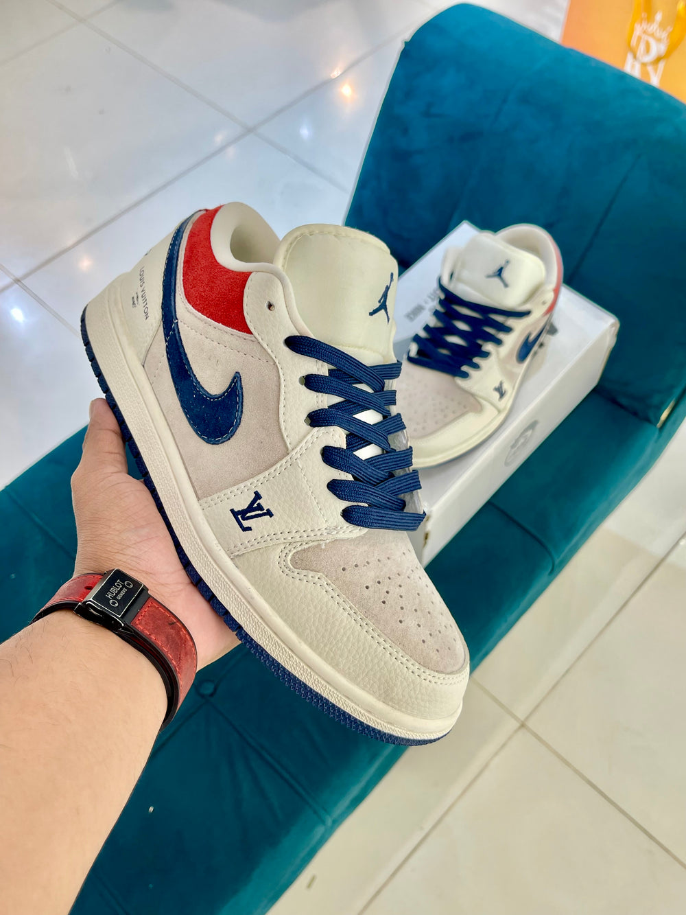 Jordan 1 low Beighe Lv