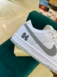 SB Dunk Low Supreme 94 White Metalic Silver