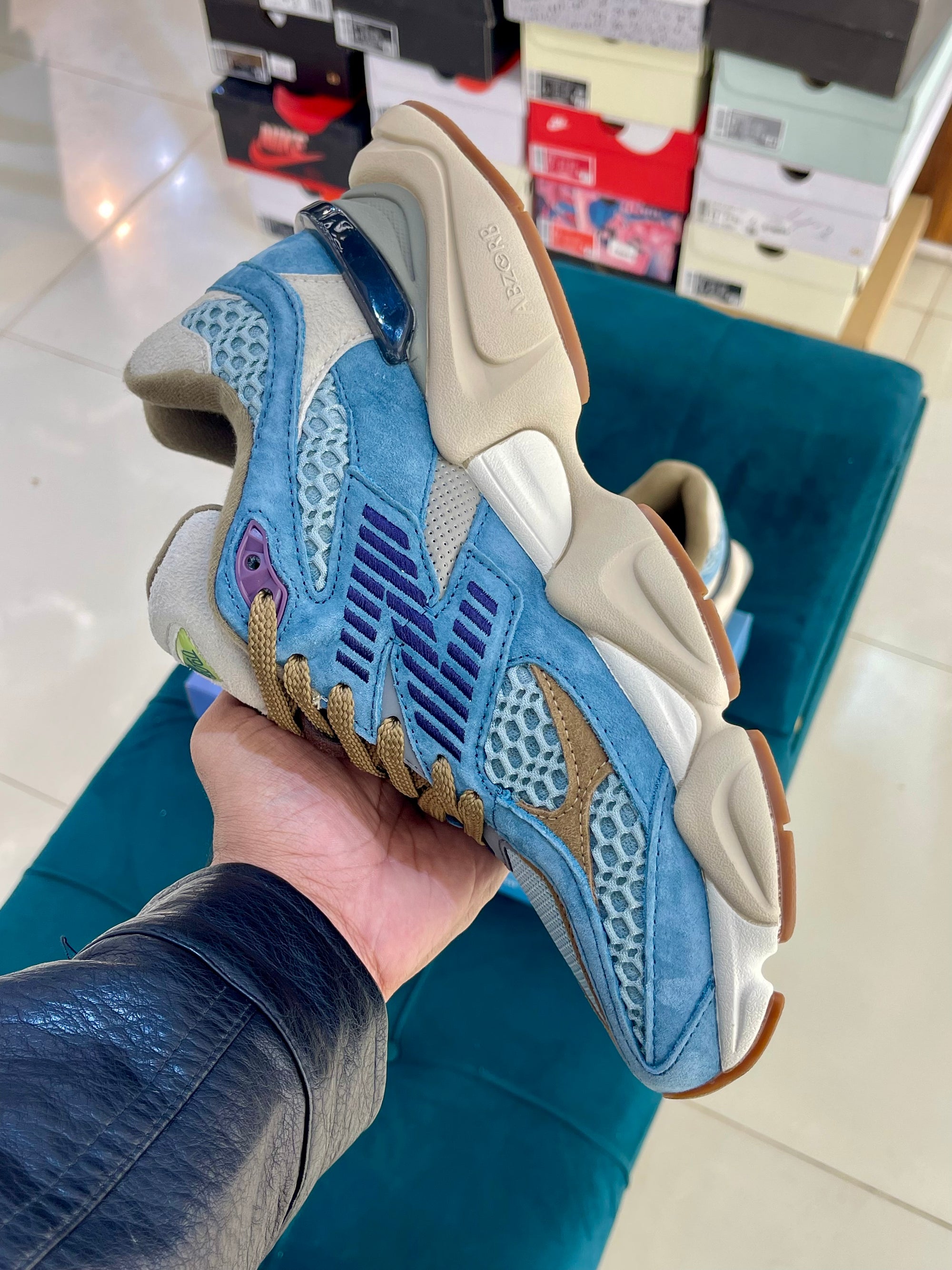 New Balance 9060 Bodega