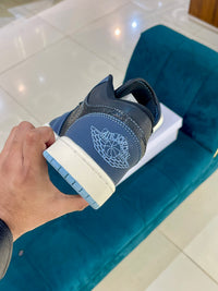 Jordan 1 low Black Dark Obsidian