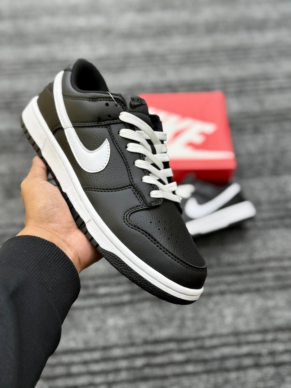 SB Dunk Black Panda