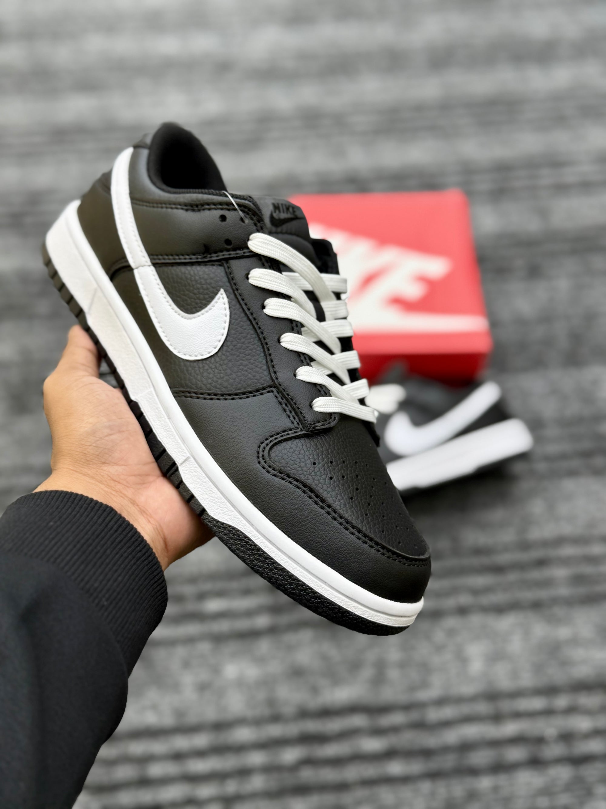 SB Dunk Black Panda