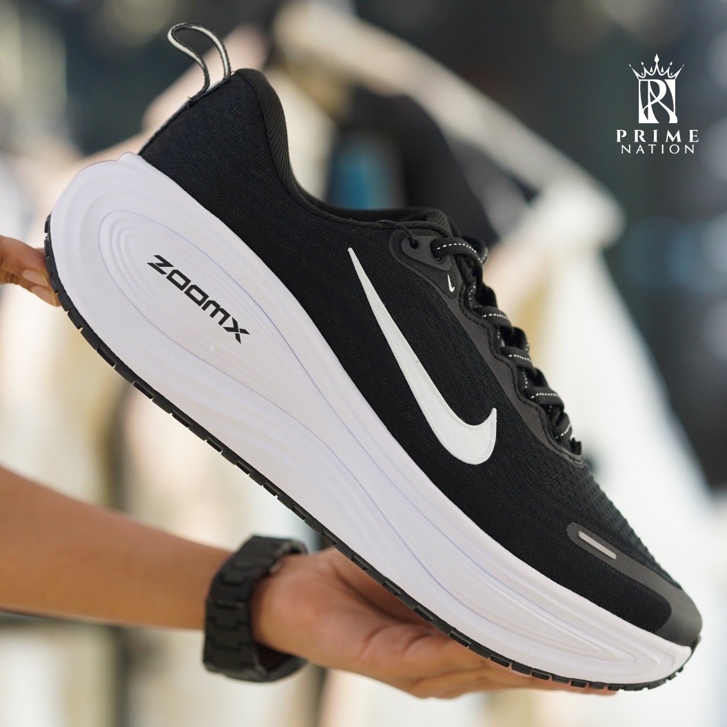 Nike Vomero 18 Plus Black Coconut Milk