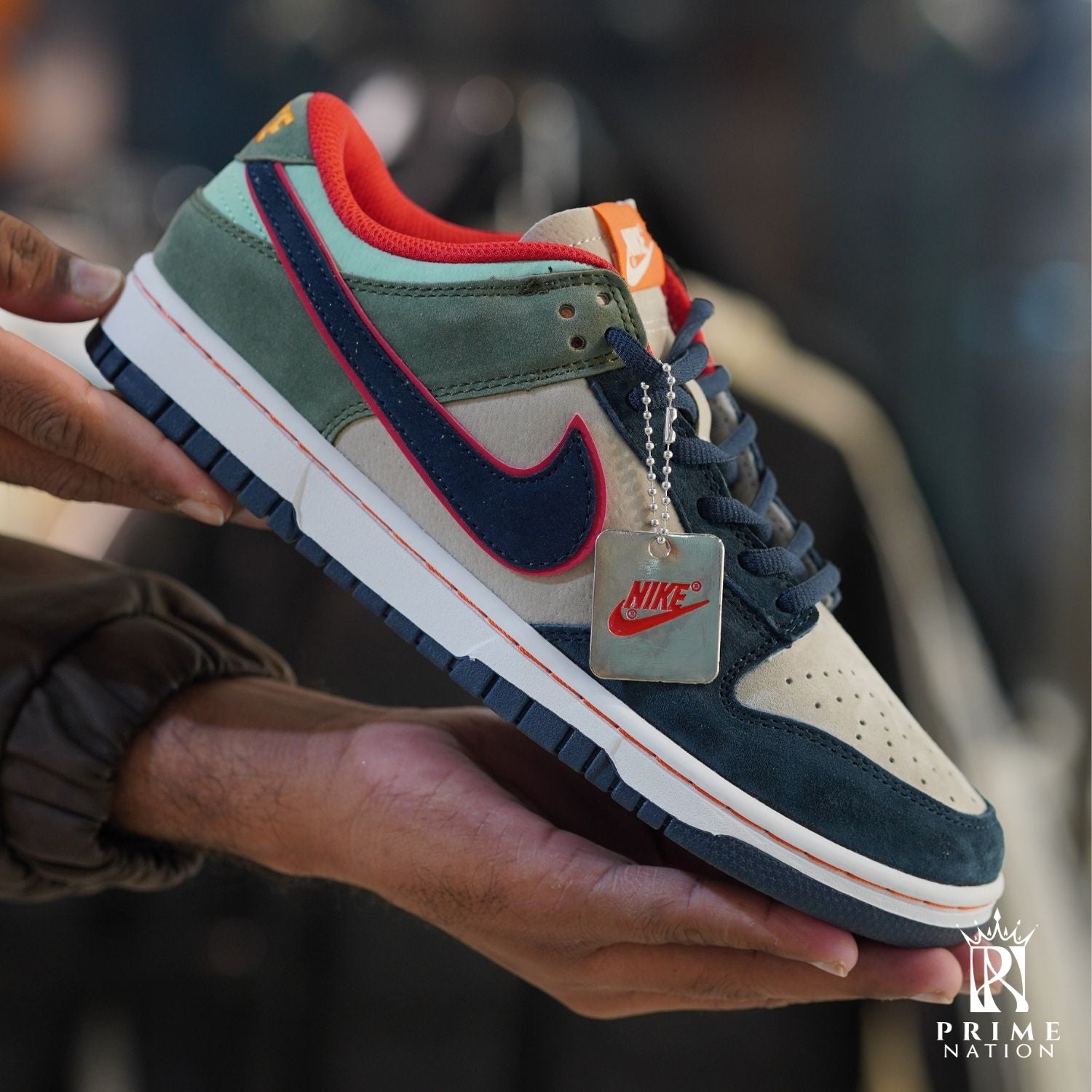 SB Dunk Navy Green Red